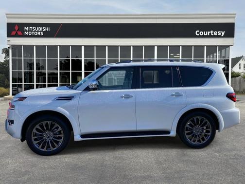Aspen White Tricoat 2023 Nissan Armada Platinum 4WD