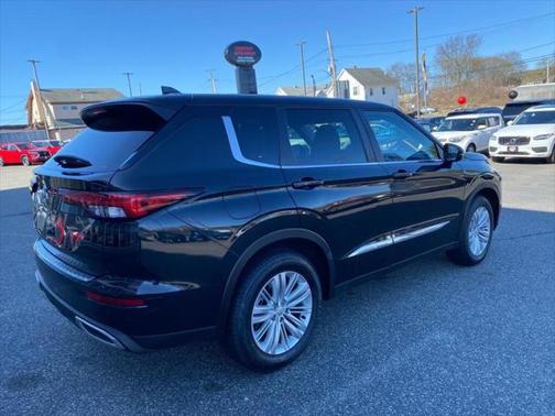 2022 Mitsubishi Outlander ES 2.5 S-AWC