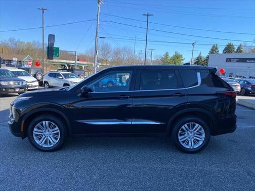2022 Mitsubishi Outlander ES 2.5 S-AWC