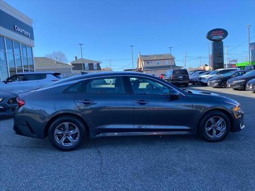 2021 Kia K5 LXS