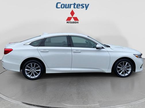 Platinum White Pearl 2022 Honda Accord LX 1.5T
