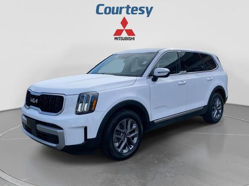 Glacial White Pearl 2023 Kia Telluride LX