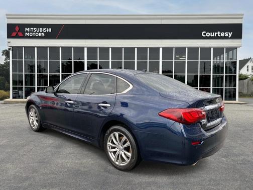 2015 INFINITI Q70 3.7X