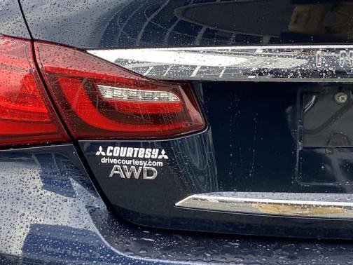 2015 INFINITI Q70 3.7X