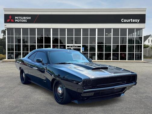 Pitch Black Clearcoat 2023 Dodge Challenger SRT Hellcat