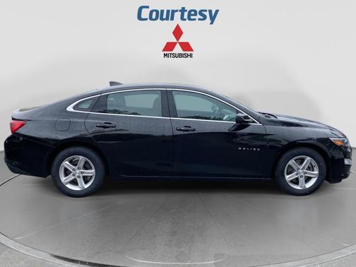Mosaic Black Metallic 2023 Chevrolet Malibu 1LS