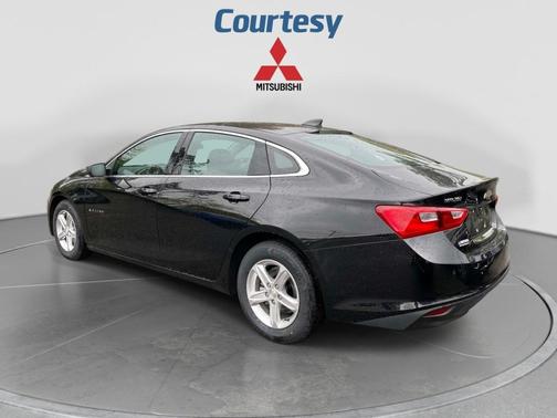 Mosaic Black Metallic 2023 Chevrolet Malibu 1LS