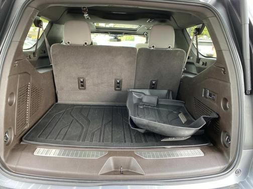 2021 Chevrolet Suburban 4WD Z71