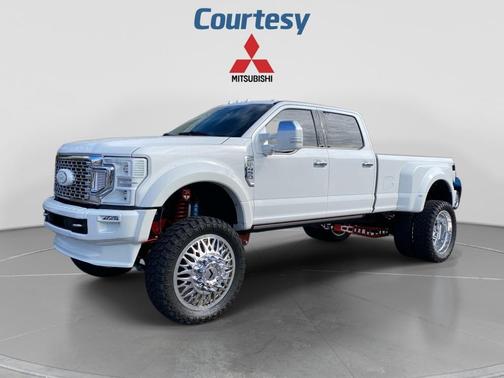 Star White Metallic Tri-Coat 2022 Ford F-450 Platinum