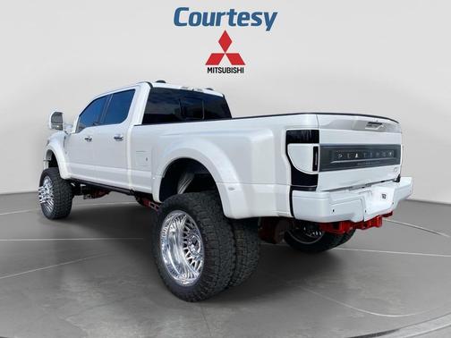 Star White Metallic Tri-Coat 2022 Ford F-450 Platinum