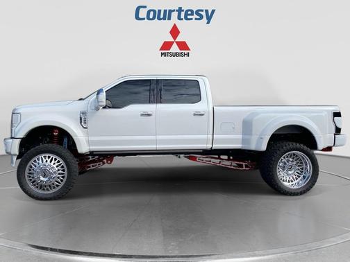 Star White Metallic Tri-Coat 2022 Ford F-450 Platinum