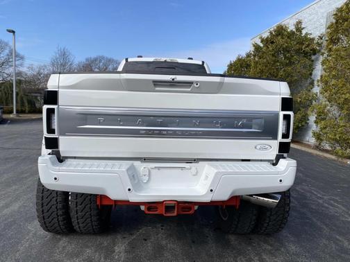 Star White Metallic Tri-Coat 2022 Ford F-450 Platinum