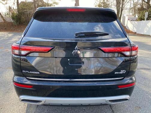 2025 Mitsubishi Outlander PHEV SEL