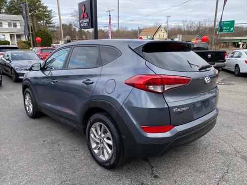 2017 Hyundai TUCSON SE