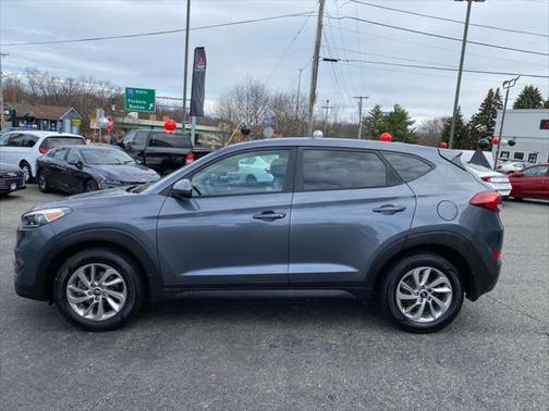 2017 Hyundai TUCSON SE