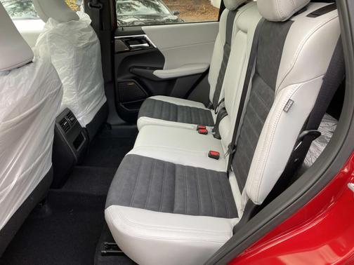 2025 Mitsubishi Outlander SE 2.5 S-AWC