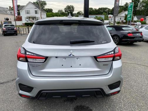 2025 Mitsubishi Outlander Sport 2.0 LE