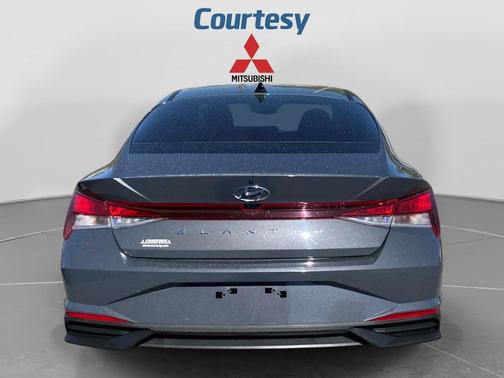 Ecotronic Gray 2023 Hyundai ELANTRA SEL