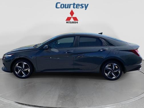 Ecotronic Gray 2023 Hyundai ELANTRA SEL