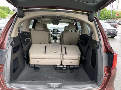 Deep Scarlet Pearl 2019 Honda Odyssey EX-L