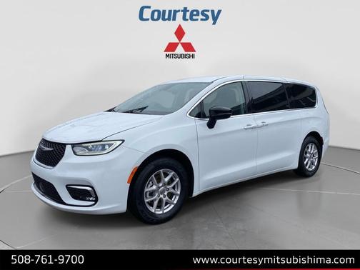 Bright White Clearcoat 2024 Chrysler Pacifica Touring L