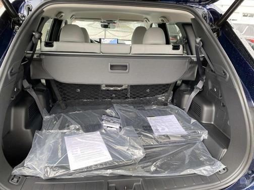 Cosmic Blue Metallic 2026 Mitsubishi Outlander SE 2.5 S-AWC