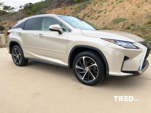 Photo 3 of 27 of 2016 Lexus RX 350 Base