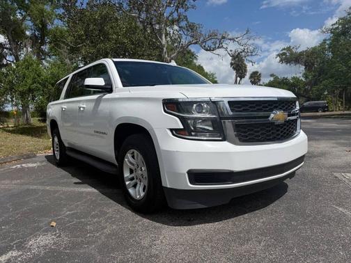 Summit White 2016 Chevrolet Suburban LT