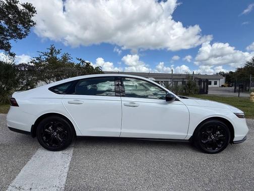 2025 Honda Accord Sport SE 1.5T