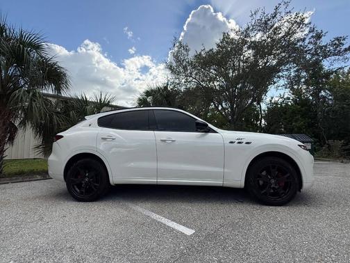 2022 Maserati Levante GT