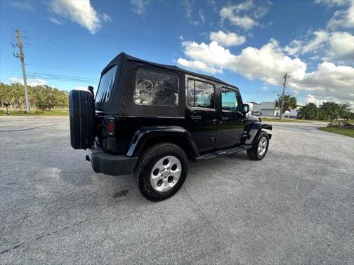 2013 Jeep Wrangler Unlimited Sahara