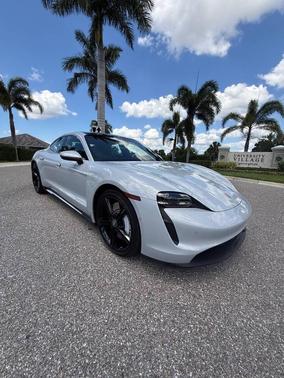 Ice Grey Metallic 2022 Porsche Taycan 4S