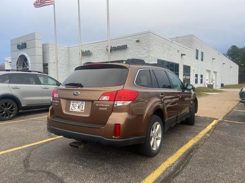 2013 Subaru Outback 2.5i Premium