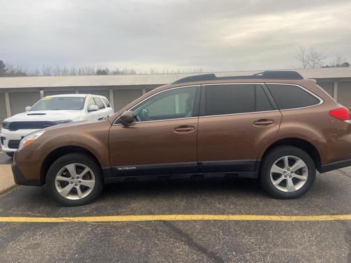 2013 Subaru Outback 2.5i Premium