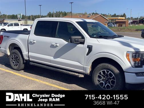 Oxford White 2022 Ford F-150 XLT
