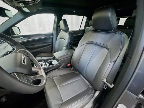 Baltic Gray Metallic Clearcoat 2026 Jeep Grand Cherokee L Limited