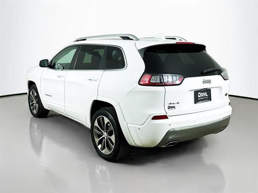 2019 Jeep Cherokee Overland