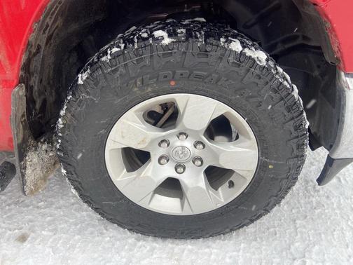 2024 RAM 1500 Big Horn/Lone Star