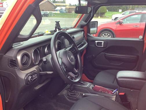 Punkn Metallic Clearcoat 2020 Jeep Wrangler Unlimited Sport