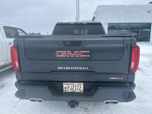 2022 GMC Sierra 1500 AT4