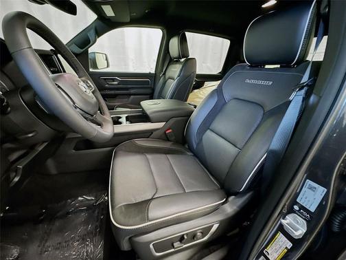 Granite Crystal Metallic Clearcoat 2026 RAM 1500 Laramie