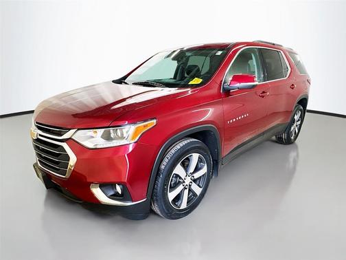 Cajun Red Tintcoat 2021 Chevrolet Traverse LT Leather