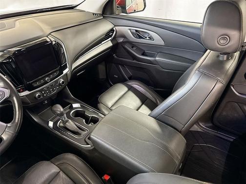 Cajun Red Tintcoat 2021 Chevrolet Traverse LT Leather