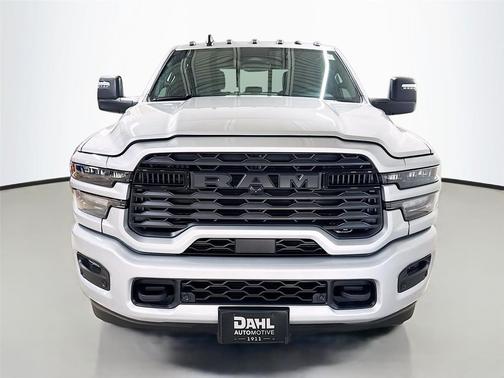 Silver Zynith 2026 RAM 2500 Big Horn Crew Cab 4x4 6'4' Box