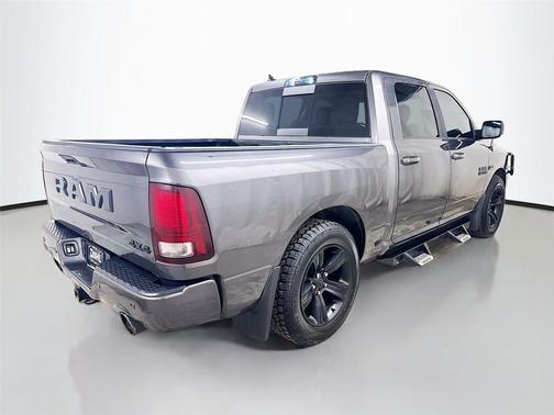 2018 RAM 1500 Night Crew Cab 4x4 5'7' Box