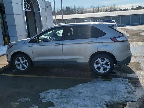 2017 Ford Edge SE