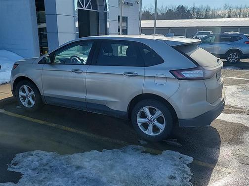 2017 Ford Edge SE