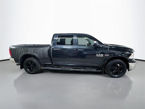 2018 RAM 1500 SLT
