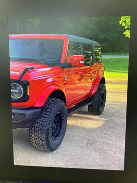 2024 Ford Bronco Outer Banks