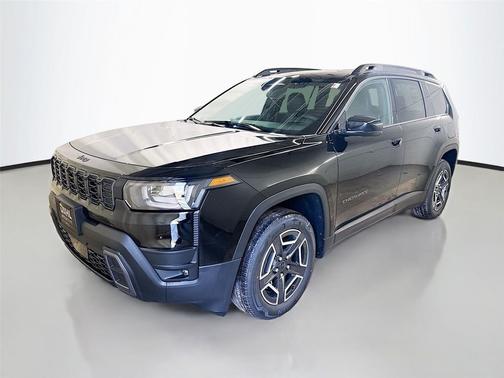Diamond Black Crystal Pearlcoat 2026 Jeep Cherokee Limited